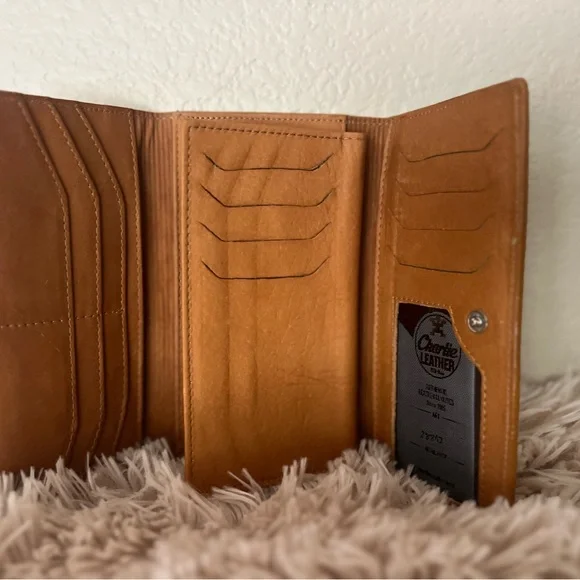 SOLD..Silver Acid Wash Cowhide - Picture 5 of 7